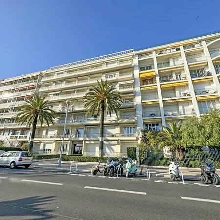 Rare Seafront Garden On Promenade Niza