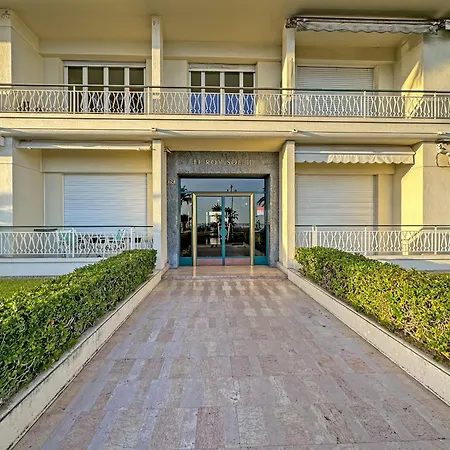 Rare Seafront Garden On Promenade * Niza